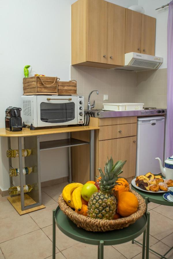 Warm Studio Apartment In Heraklion Exterior foto